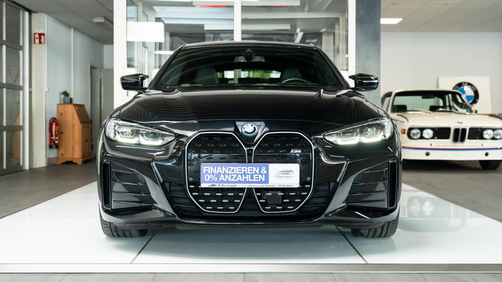 BMW i4 M50 Harm&Kardon schwnkbAHK RückFahrKam HeadUp