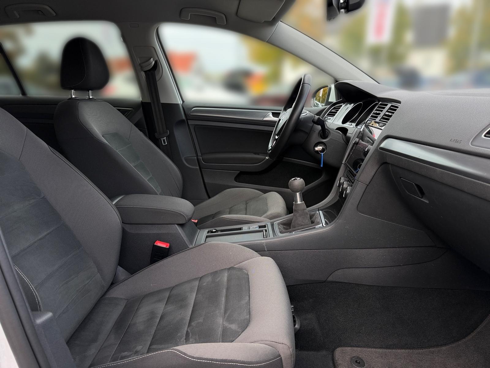 Volkswagen Golf VII 1.4 Xenon Alcantara Sitzheizung PDC