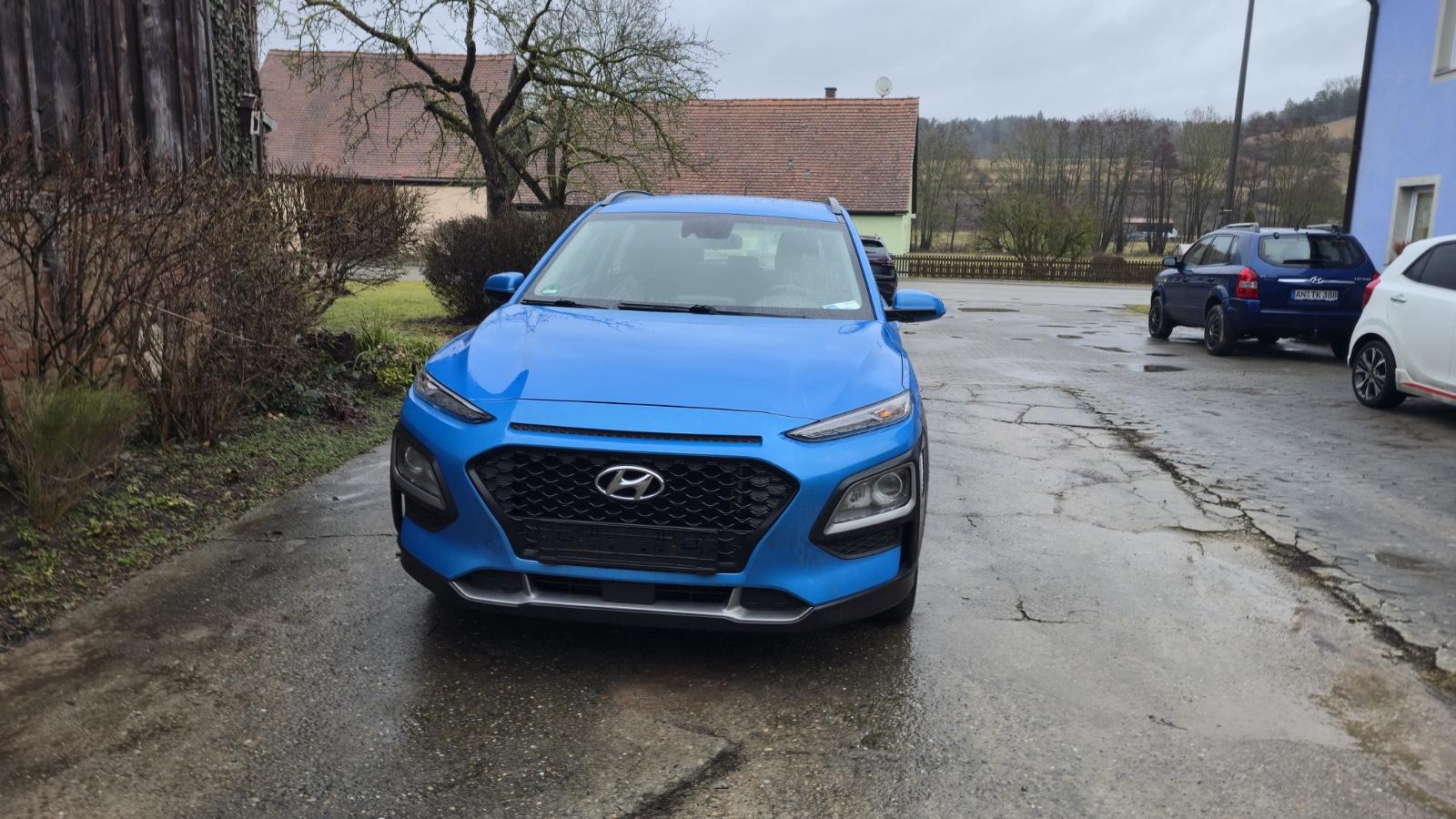 Hyundai Kona Select 2WD