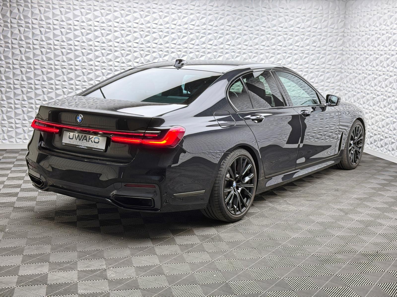 Fahrzeugabbildung BMW d XDRIVE/M-PAKET/H&K/STHZG/AHK/MASSAGE/KEY/360°