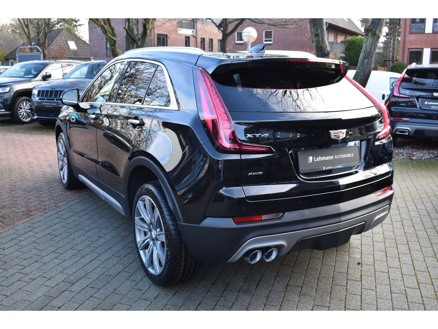 Fahrzeugabbildung Cadillac XT4 350D AWD Premium Luxury Schiebedach Komfort.