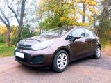 Kia Rio, EZ 12/2014, erst 39.000 km, sehr ... - Kia: 3.0