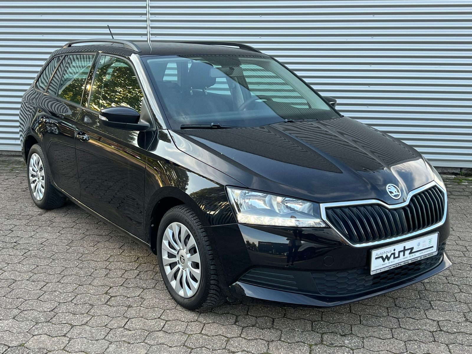 Fahrzeugabbildung SKODA Fabia Combi 1.0 TSI Smart-Link Klima