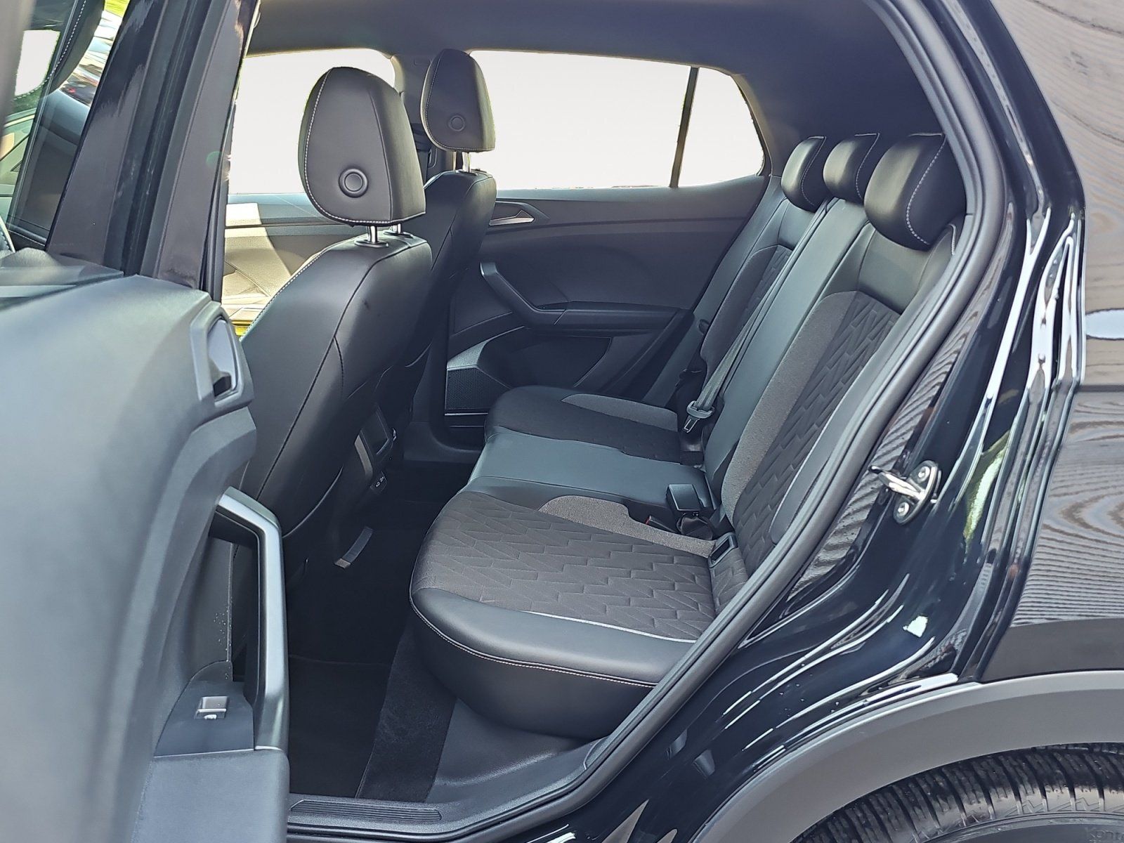 Volkswagen T-Cross - Bild 9
