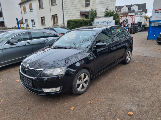 Skoda Rapid 1.6 TDI 66kW Ambition Spaceback+NAVI+S.Hei