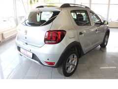 Fahrzeugabbildung Dacia Stepway Prestige,Automatic-Getriebe,Wie Neu