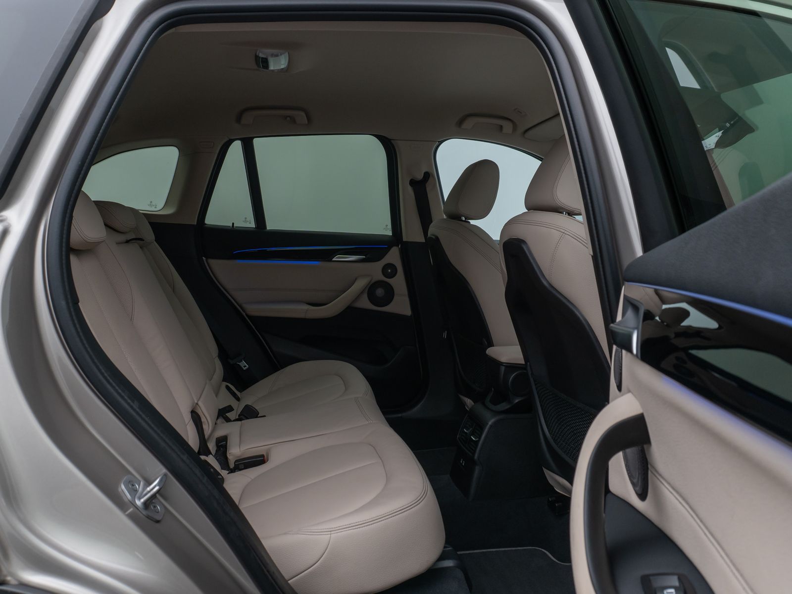 Fahrzeugabbildung BMW X1 xD25d xLine H/K DAB Parkassis AHK Alarm Sport