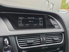 Fahrzeugabbildung Audi A4 Avant 1.8 TFSI Attraction 1.HAND XENON AHK