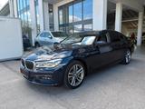 BMW 740d xDrive - BMW 740: Blau