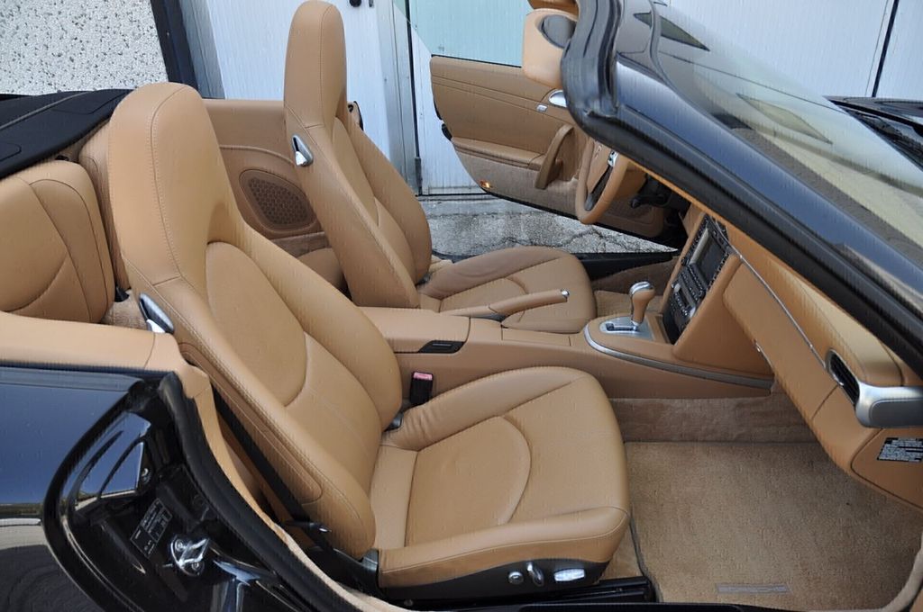 PORSCHE 911 2007