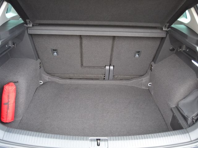 Tiguan 1.5 TSI Move AHK/LED/18-ZOLL/APP-CONNECT/