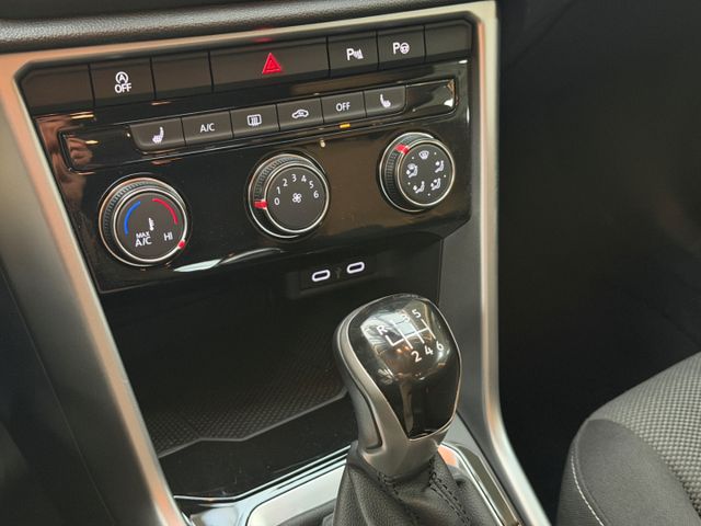 T-Roc Life Navi LED Apple CarPlay Android Auto M