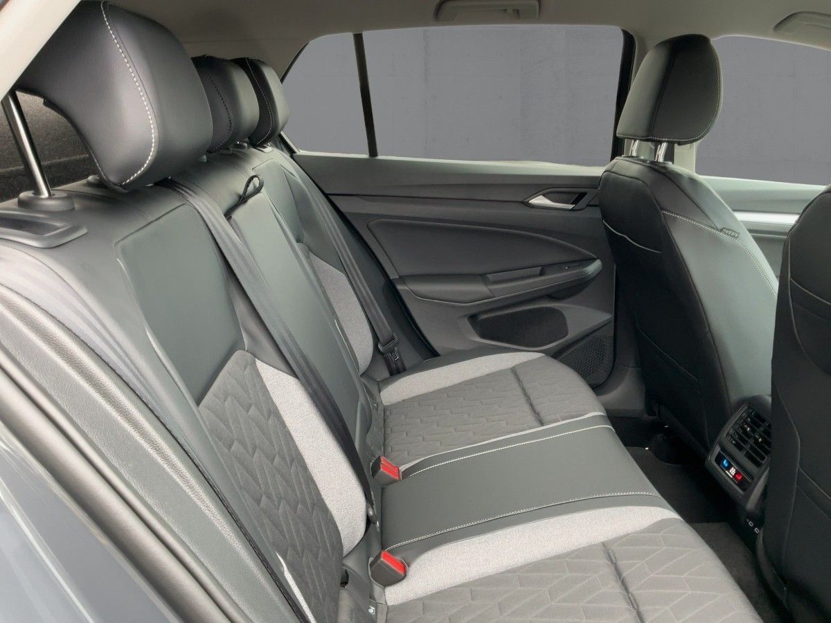 Volkswagen Golf - Bild 13