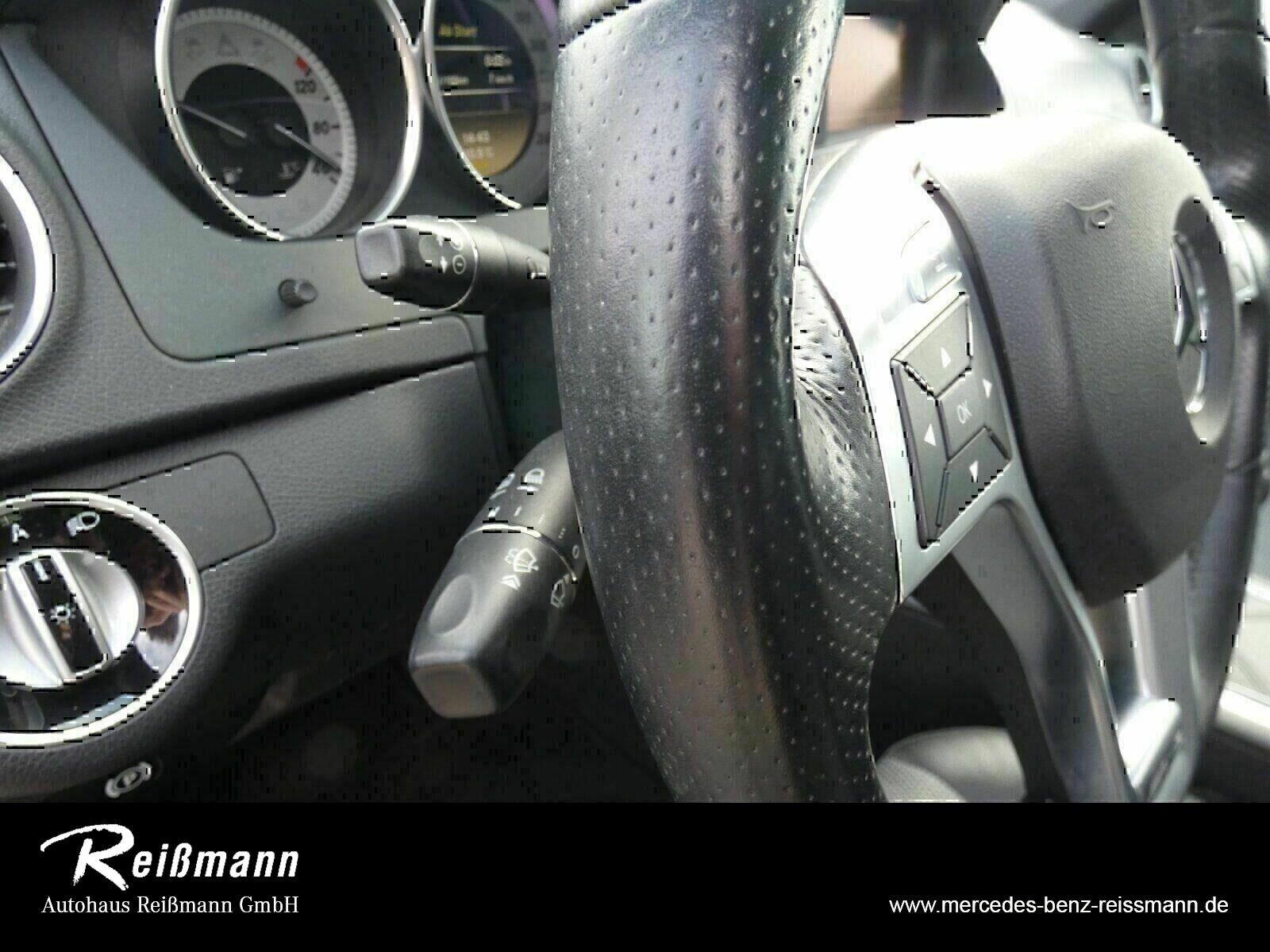 Mercedes-Benz C 180 BlueEFFICIENCY Limousine Avantgarde/Navi