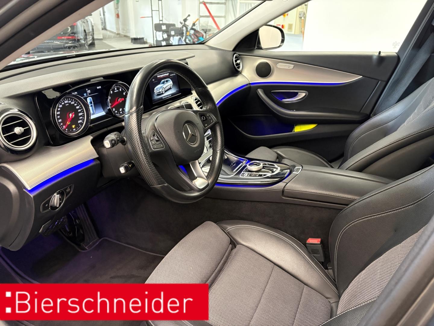 Mercedes-Benz E 200 T-Modell Avantgarde LED KAMERA AHK NAVI