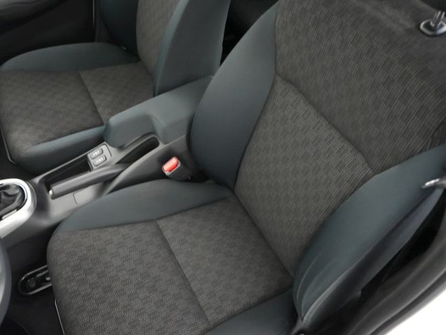 Jazz i-VTEC COMFORT+SITZHEIZUNG+PARKPILOT VO+HI+
