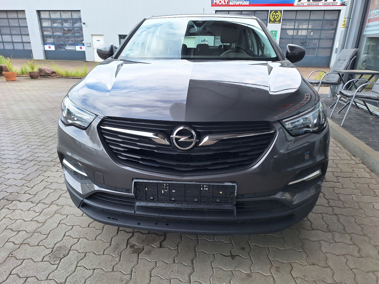 Fahrzeugabbildung Opel Grandland (X) Edition