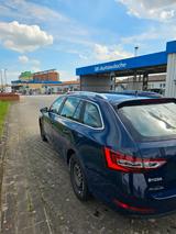 Skoda Superb 2.0 TDI Style Combi Style - Skoda Superb von privat