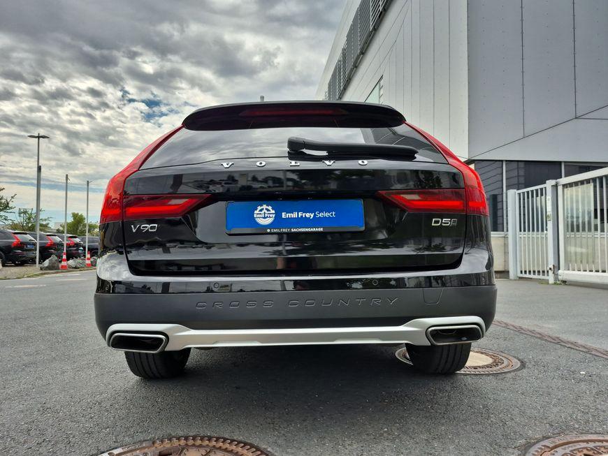 Volvo V90 Cross Country