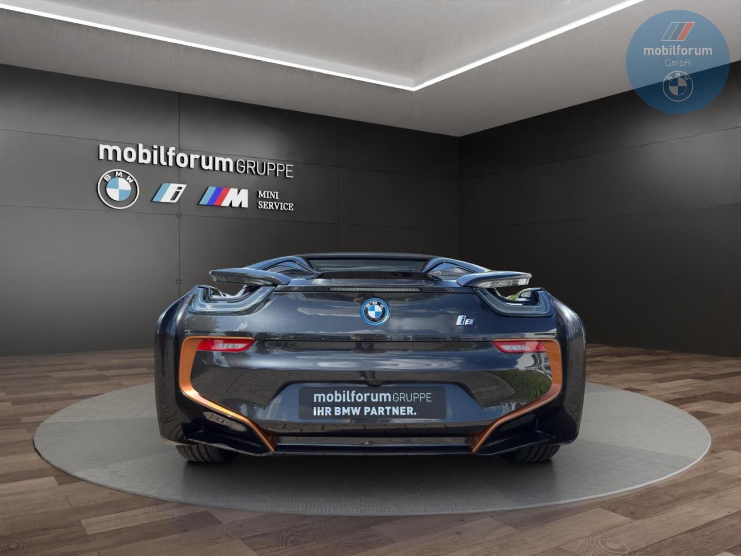 BMW i8 Roadster Ultimate Sophisto-Edition 1 of 200