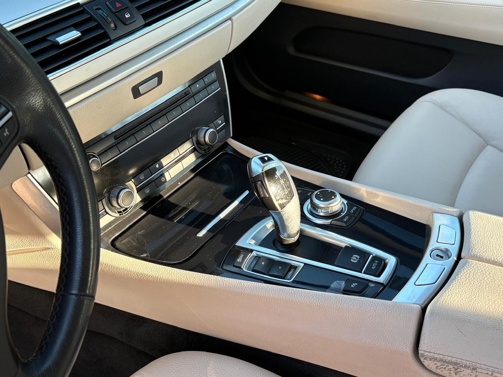 BMW Gran Turismo 530 d-Leder-Stzh-Tempo-Xenon