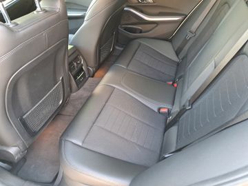 BMW 318 - 12