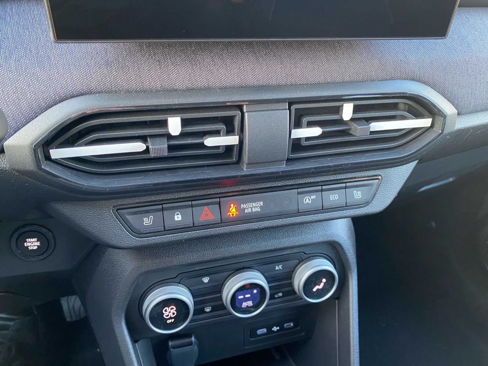 Fahrzeugabbildung Dacia Jogger Journey 110 *LED*NAVI*PDC*SITZHZG*KAMERA*