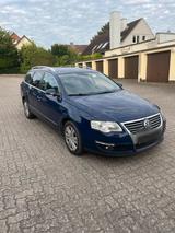 Volkswagen VW Passat 2.0 TDI Highline Kein TÜV - VW Passat Gebrauchtwagen in Lübeck