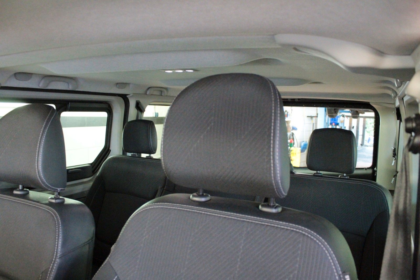 Fahrzeugabbildung Renault Trafic Blue dCi 150 EDC Life*Automatik*9-Sitzer*