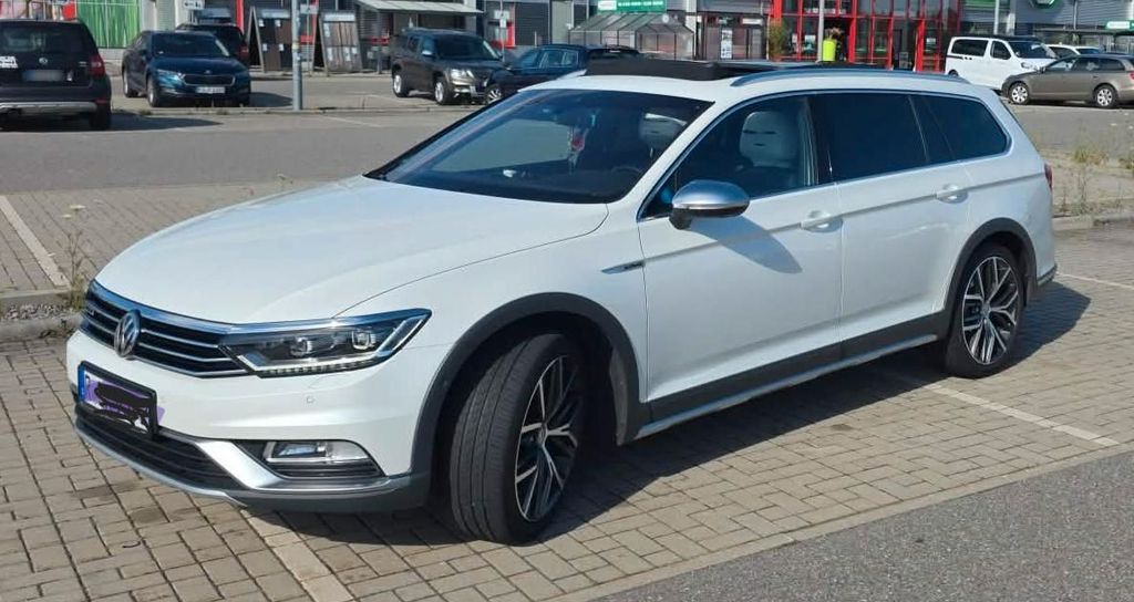 Image of Volkswagen Passat Alltrack