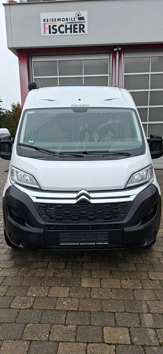 Forster Van 599 HB Livin Up mit guter Ausstattung