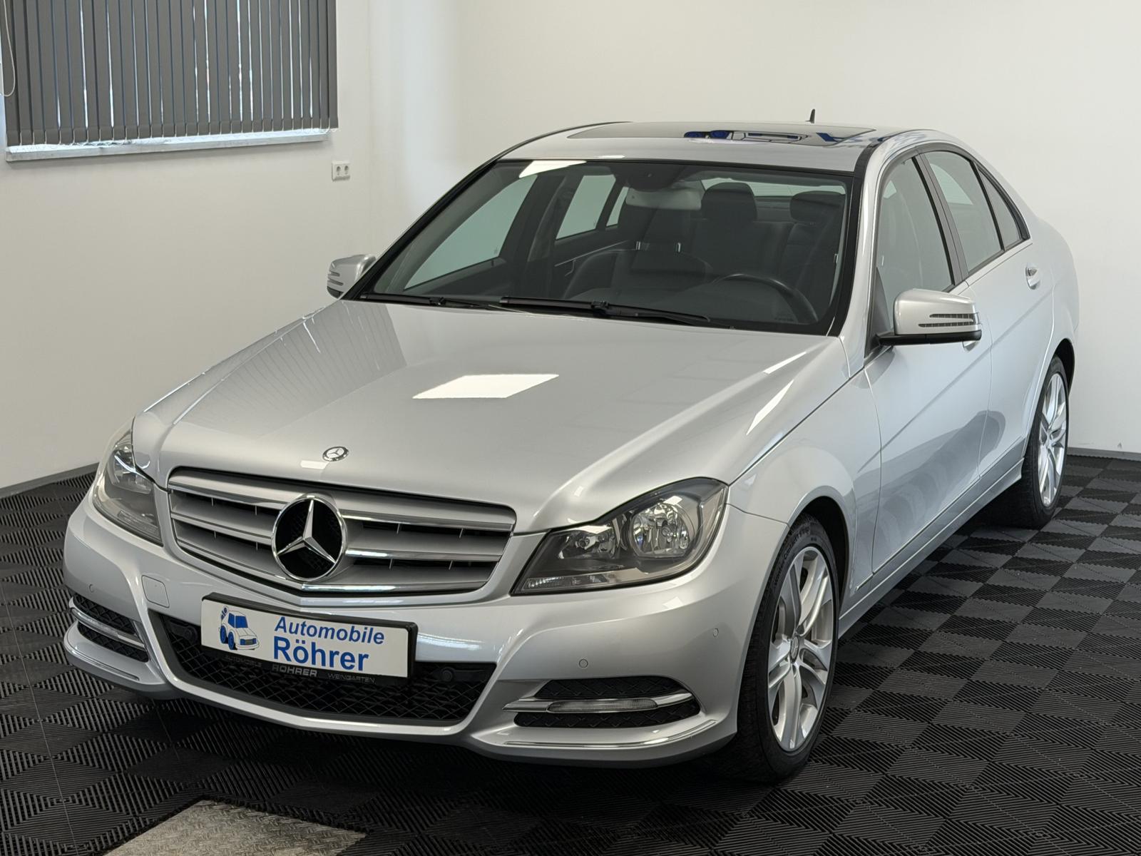 Mercedes-Benz C 180 CGI BlueEff. Avantgarde Aut. Schiebedach