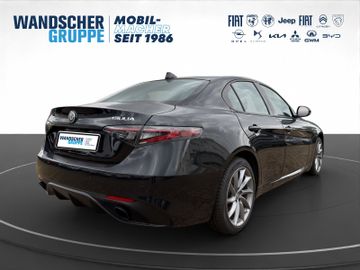 Alfa Romeo Giulia 2.2 JTDM Veloce Q4 Kam.+KeyLess+Pano+SHZ