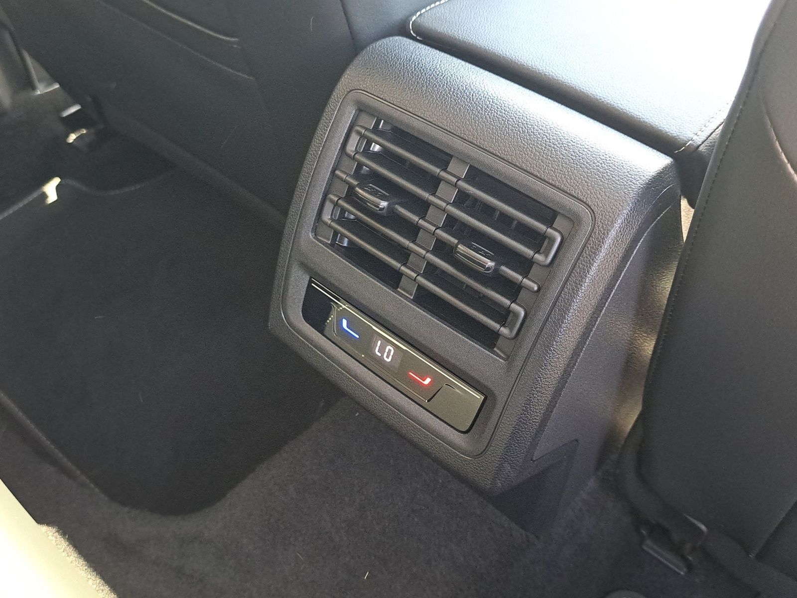Volkswagen Golf - Bild 17