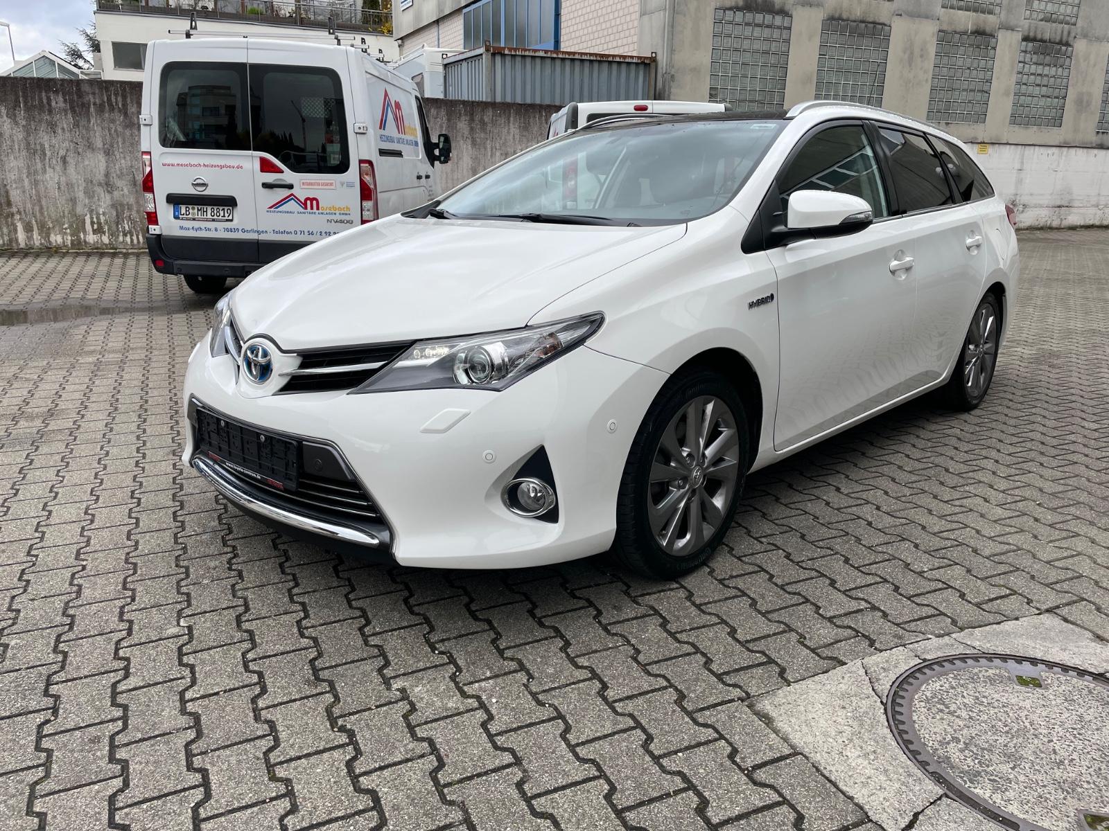 Toyota Auris Touring Sports Hybrid Executive~1.Hd~Top A