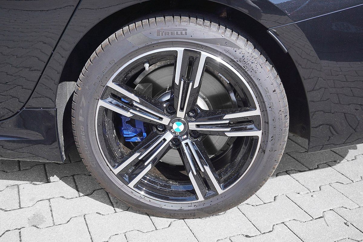 BMW 330e xDrive Touring M Sport HeadUp AHK Glasdach foto 2