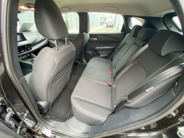 Fahrzeugabbildung Nissan Qashqai 1.3 Acenta Xtronic Connect*Winterpaket