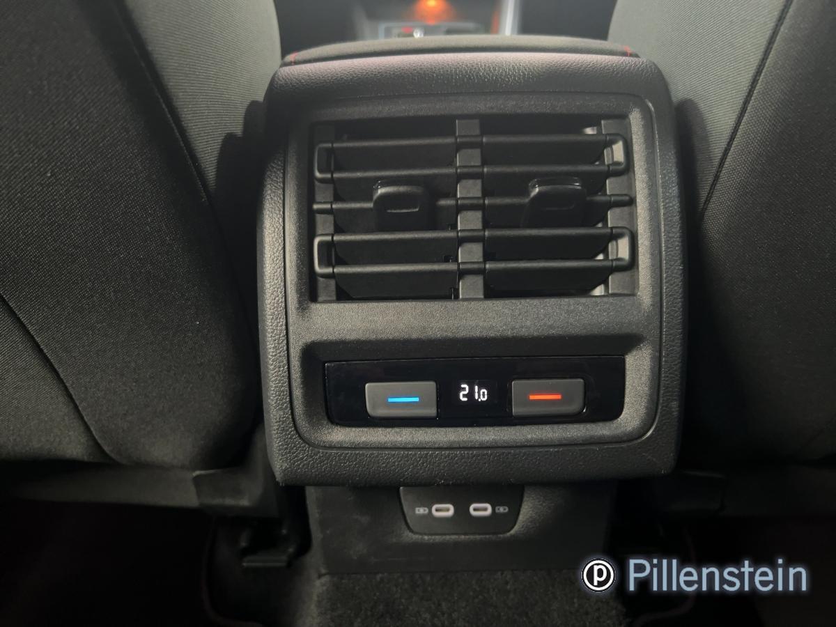Volkswagen Golf GTI DSG NAVI+19"+TRAVEL+BUSINESS PREMIUM, миниатюра 13