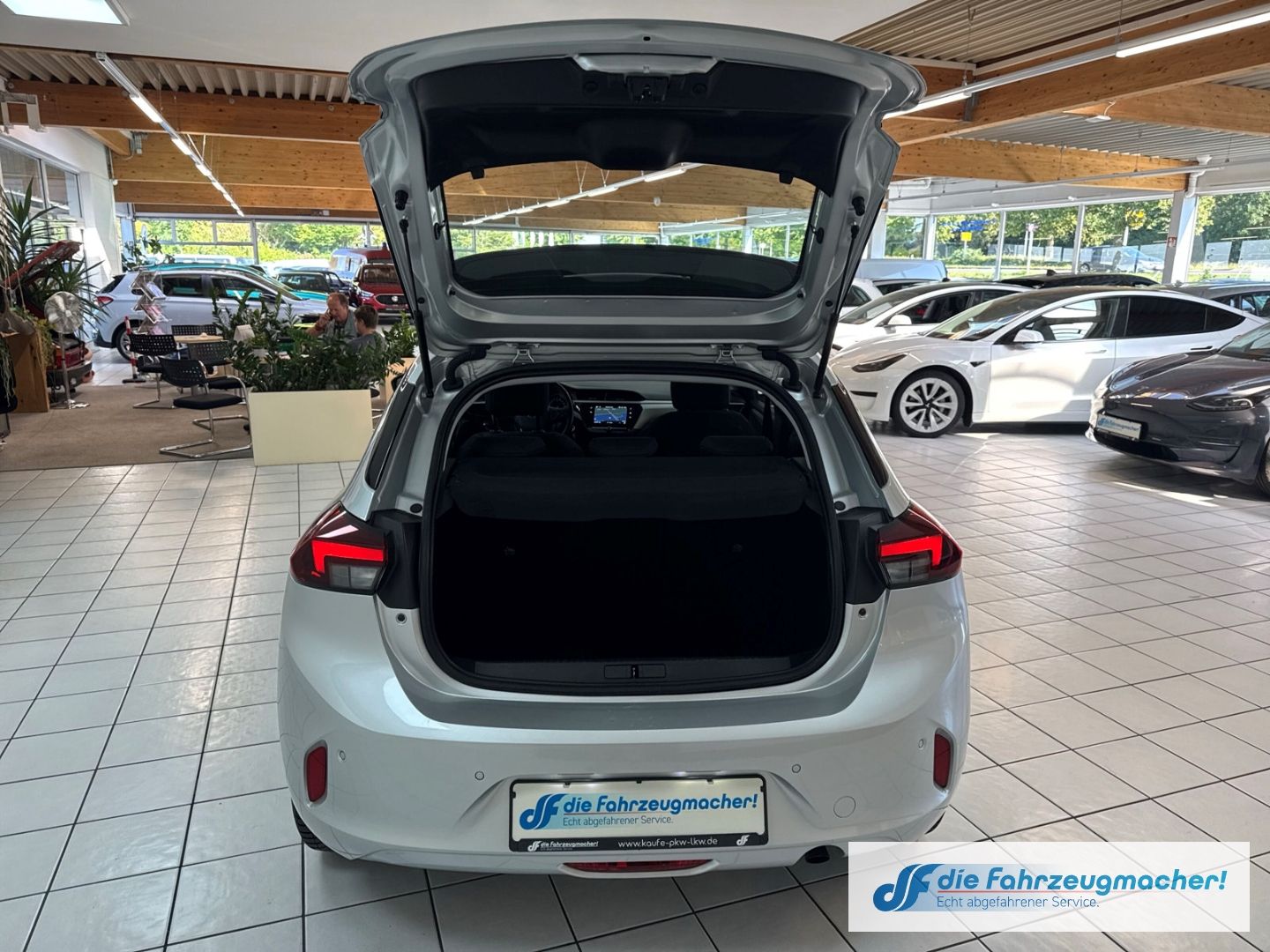 Fahrzeugabbildung Opel Corsa F Edition 1.2 EU6d Navi LED Apple CarPlay