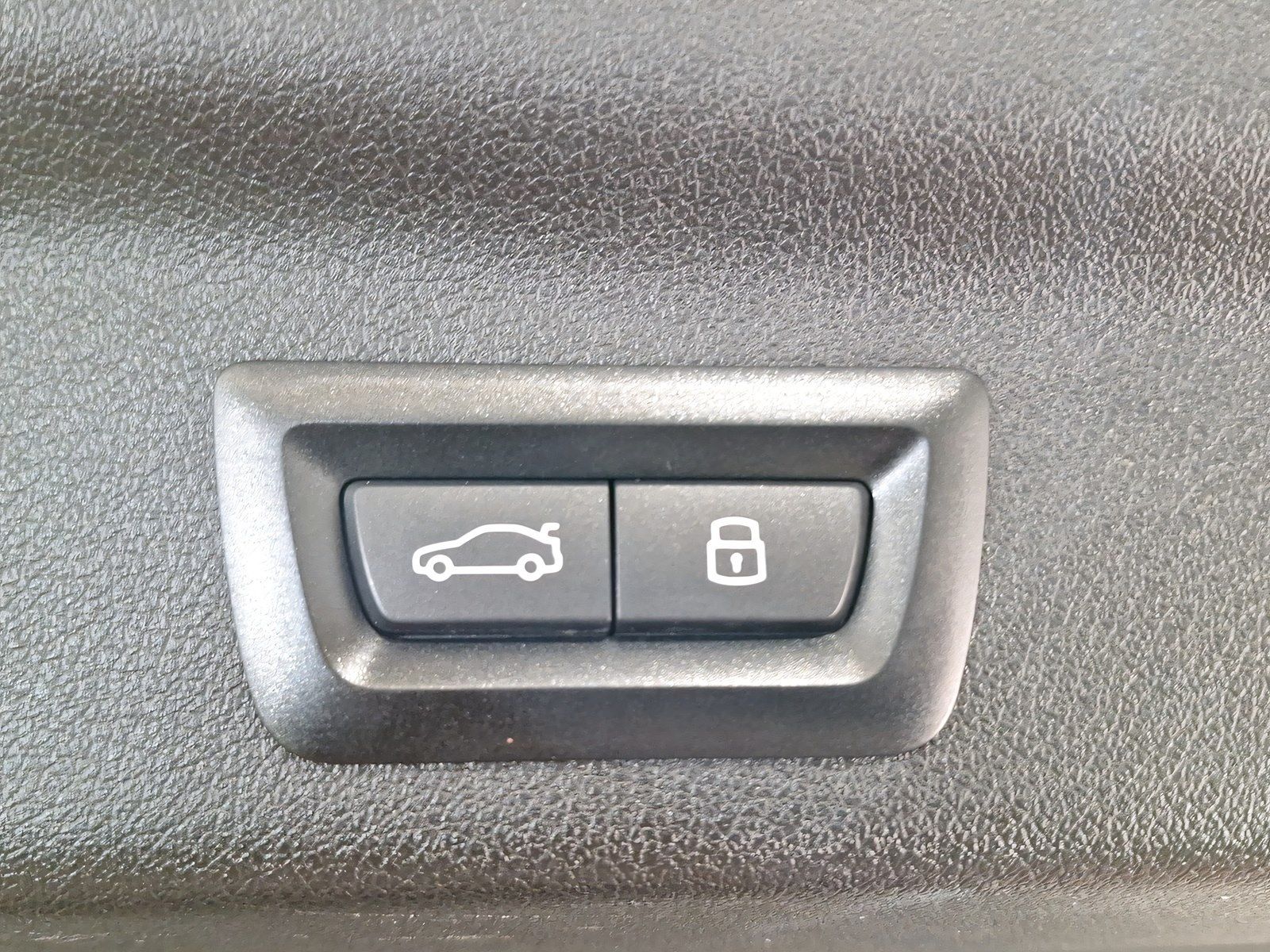 BMW X1 sDrive18i Kamera Driv.Assist Sportsitze LED foto 18