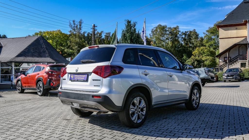 Autohaus Zimpel & Franke - Suzuki VITARA 1.4 Comfort 4x4+SHZ+RFK - Bild 3 Autohaus Zimpel & Franke - Suzuki VITARA 1.4 Comfort 4x4+SHZ+RFK - Bild 3