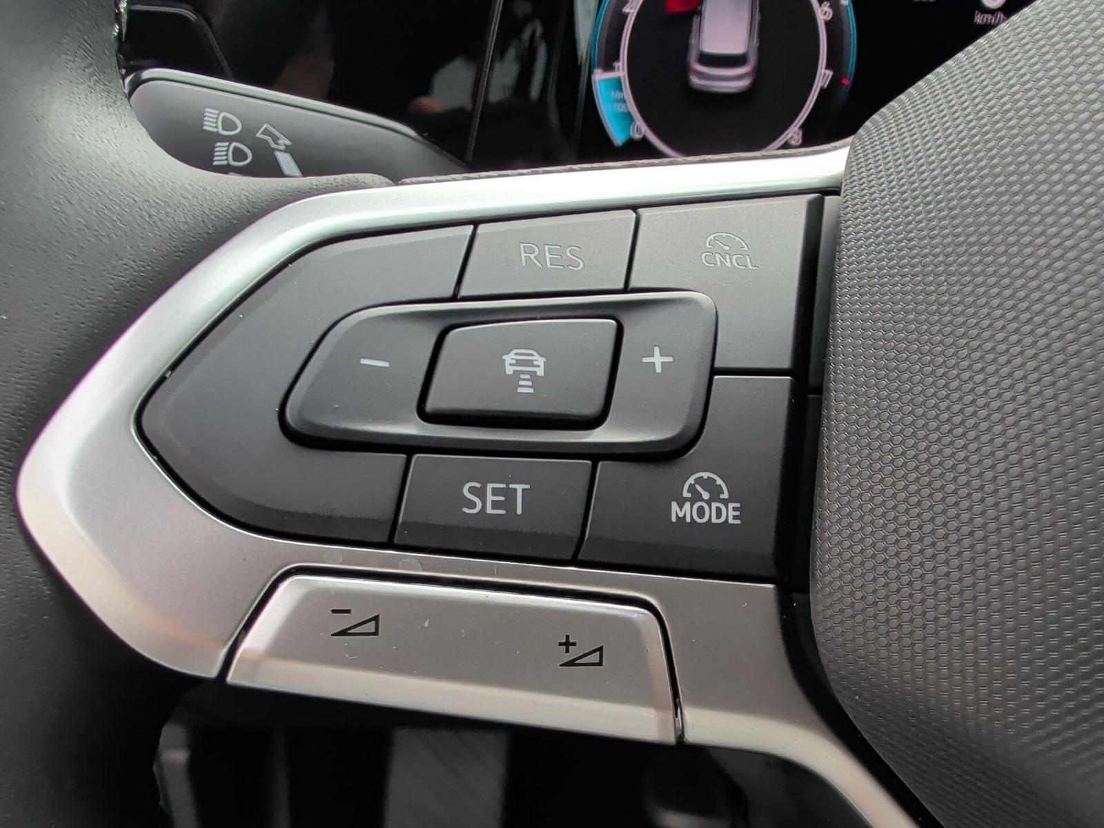 Volkswagen Golf VIII eTSI DSG Life ACC+Kamera+ParkAss+Keyle, миниатюра 18