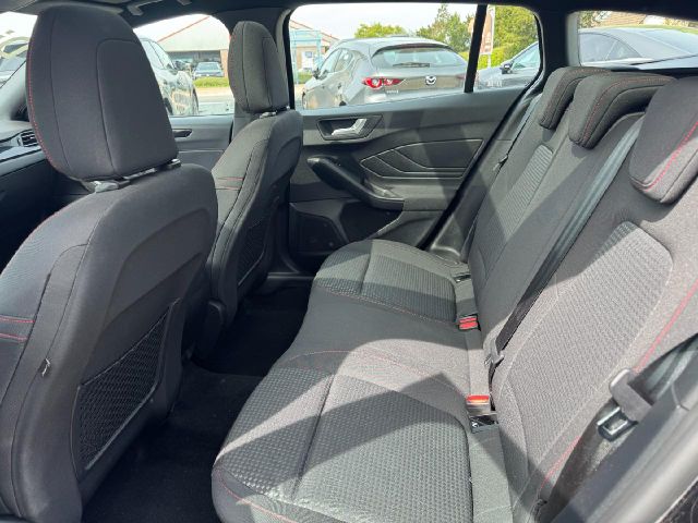 Ford Focus Turnier 1.5 ST-Line PanoKamera
