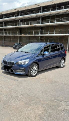 BMW 218d Gran Tourer Advantage -HUD-NAVI PLUS-DSC-