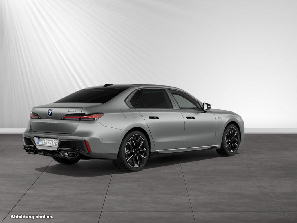 BMW M760 - Bild 3