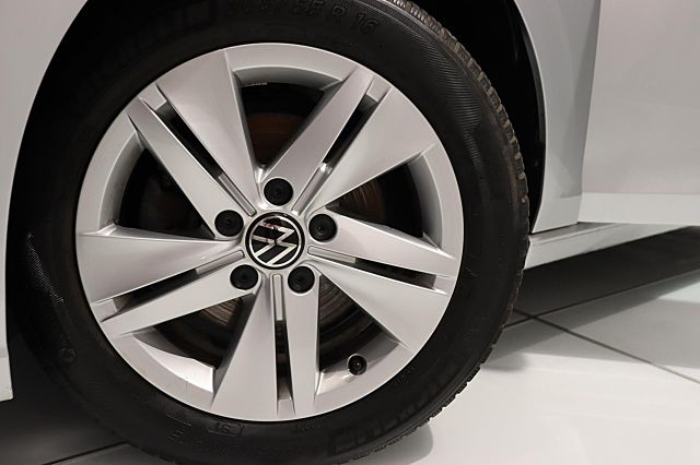 Golf 1.5 TSI Life LED NAVI KLIMA SHZ DAB BT PDC