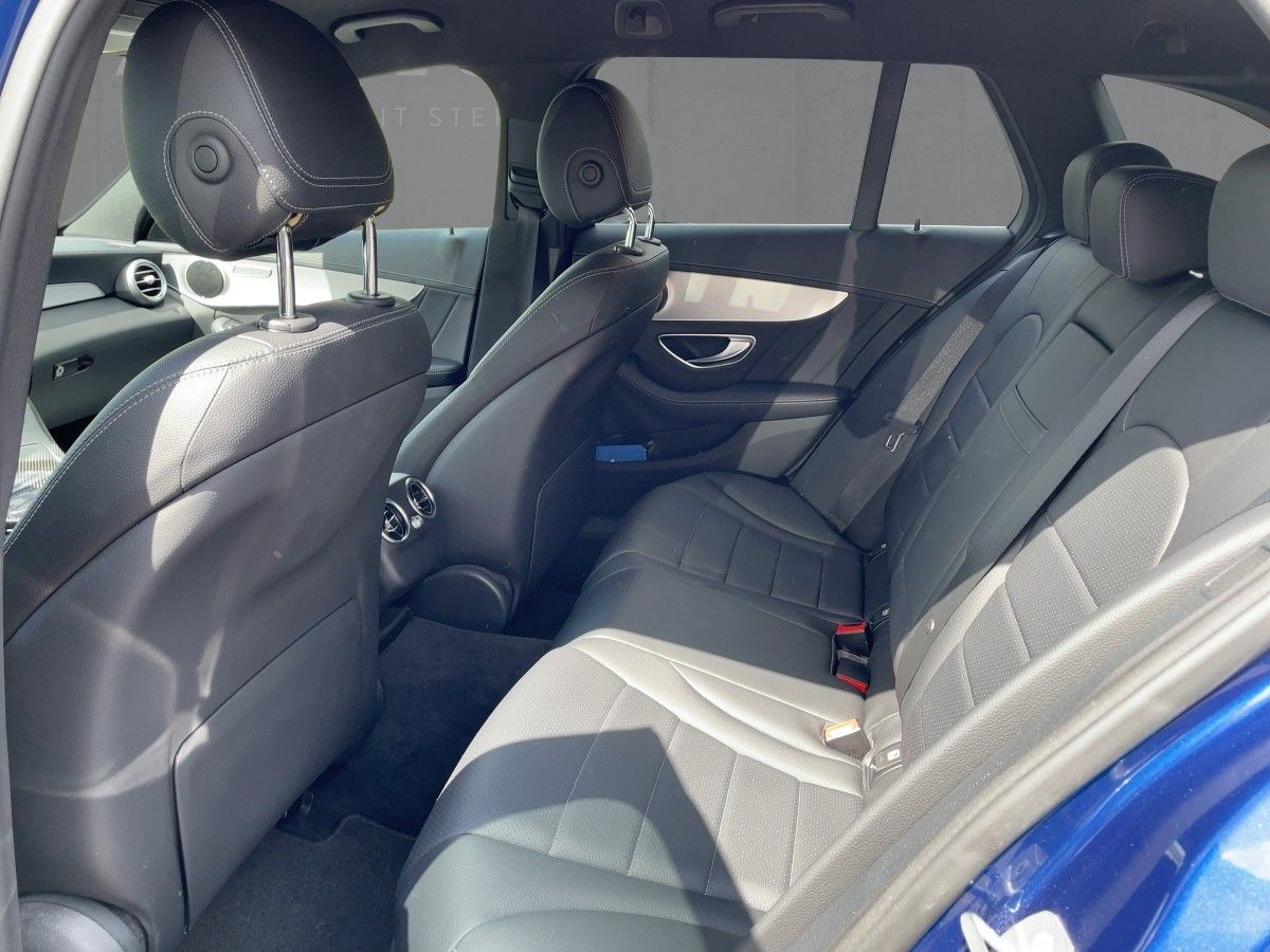 Fahrzeugabbildung Mercedes-Benz C 300 T-Modell AMG/360°/LED/Navi