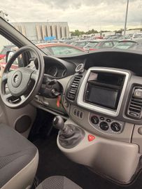 Opel Vivaro - 7