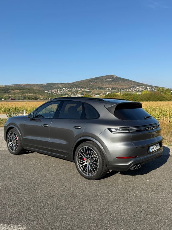 Image of Porsche Cayenne