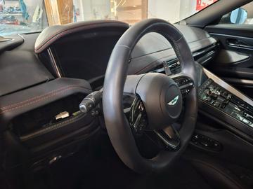 2024 Aston Martin DB12 — миниатюра 15